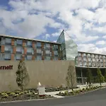 Pillo & Leisure Club Hotel 4*
