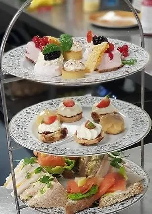 Pillo & Leisure Club 4* Άσμπερν