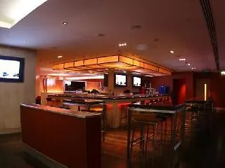 Ξενοδοχείο Pillo & Leisure Club Άσμπερν