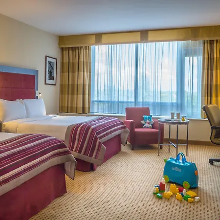 Pillo & Leisure Club