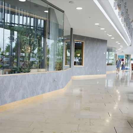 Pillo & Leisure Club Hotel Ashbourne