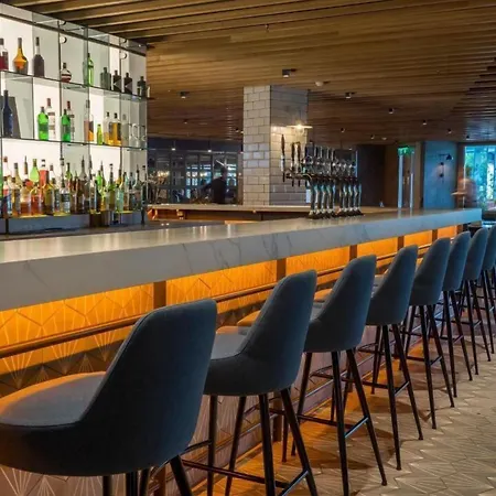 Ξενοδοχείο Pillo & Leisure Club Άσμπερν