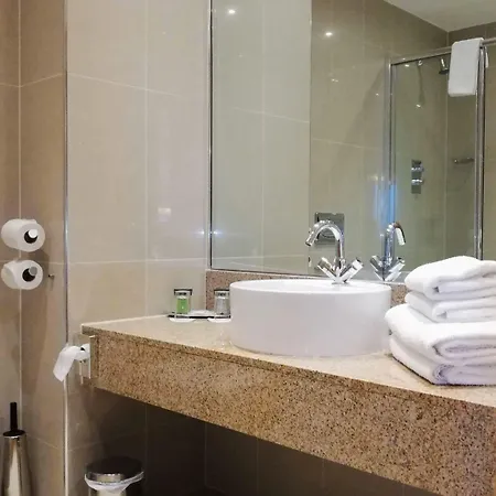 Pillo & Leisure Club