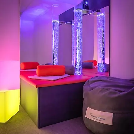 Ξενοδοχείο Pillo & Leisure Club Άσμπερν