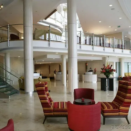 Pillo & Leisure Club 4* Ashbourne