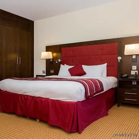 Pillo & Leisure Club Ξενοδοχείο 4*