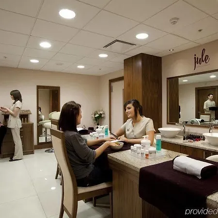 Pillo & Leisure Club 4*