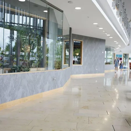 Pillo & Leisure Club