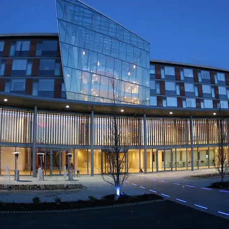 Hotel Pillo & Leisure Club