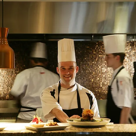 Ξενοδοχείο Pillo & Leisure Club