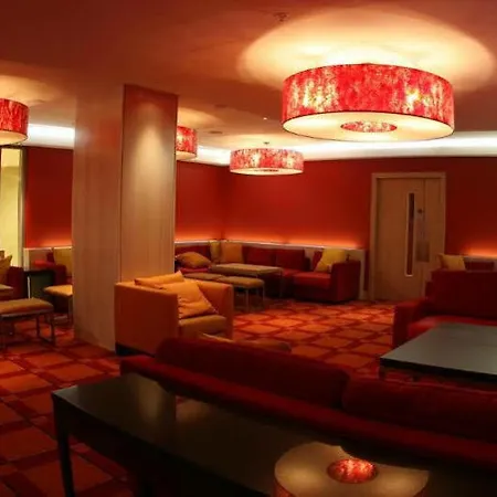 Pillo & Leisure Club 4*