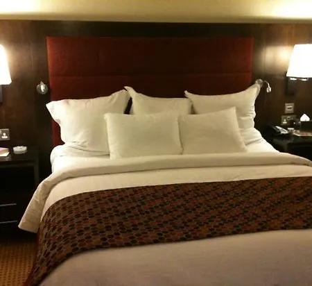 Pillo & Leisure Club 4* Ashbourne