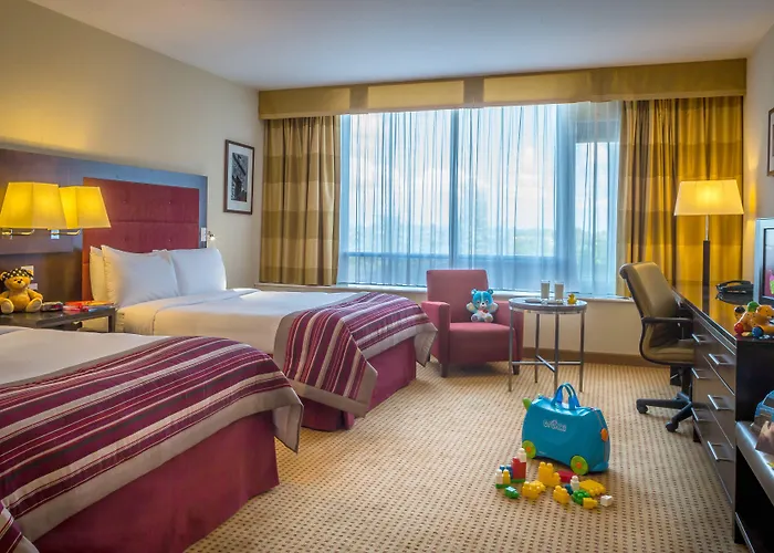 Pillo & Leisure Club