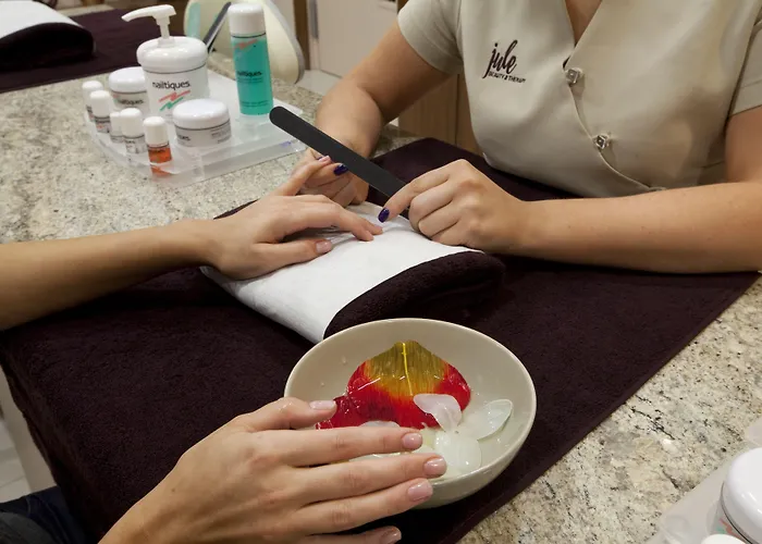 Pillo & Leisure Club Отель Ашборн