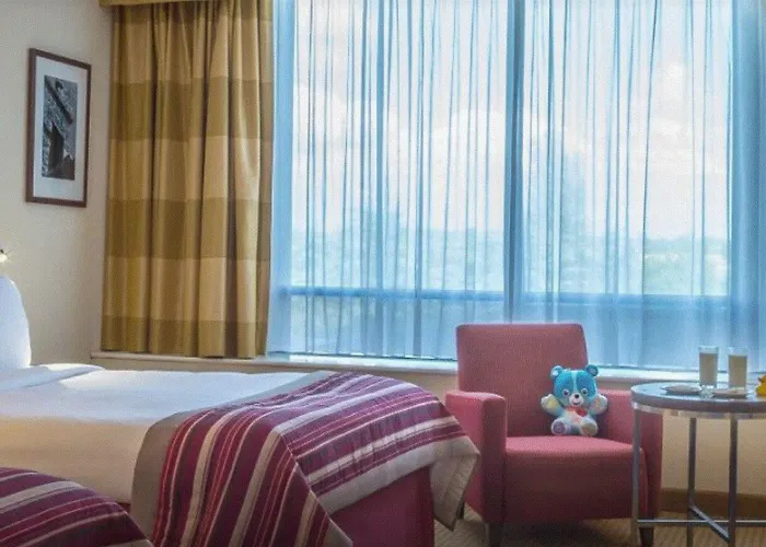 Отель Pillo & Leisure Club