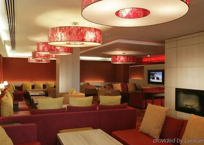 Pillo & Leisure Club Отель